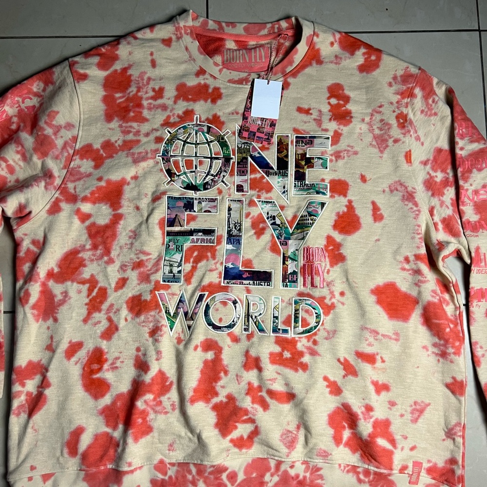 Born fly sweater